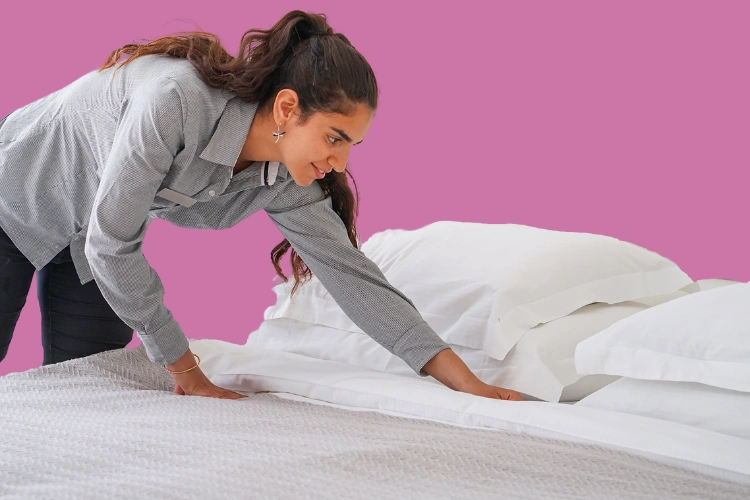 How Often to Wash Bedding (Weekly and Monthly)